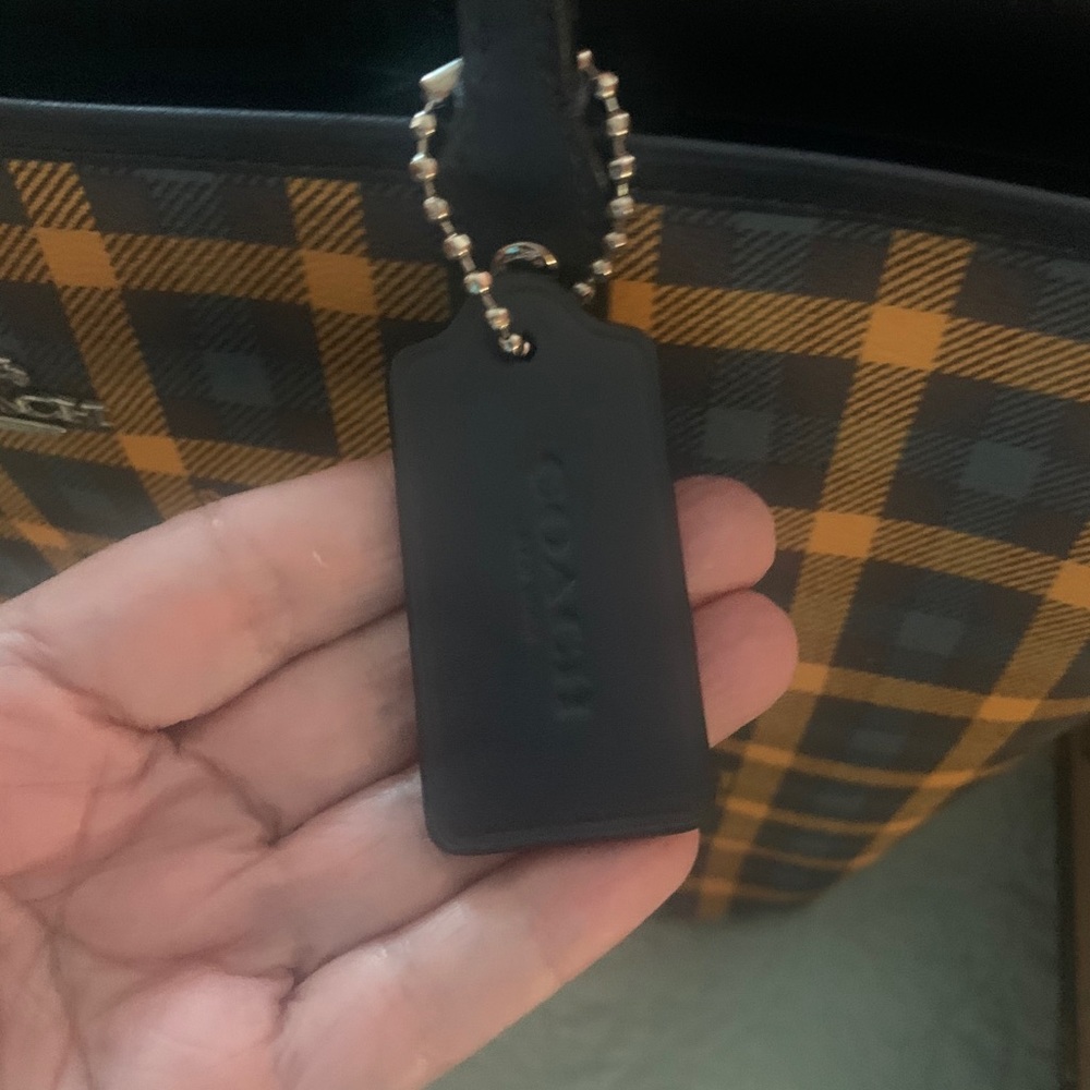 🆕SOLD SOLD Coach Tote and Matching Wallet - Picture 6 of 11